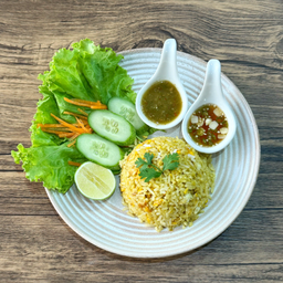ข้าวผัดปูอ่อง Fried Rice with Crab Roe Paste