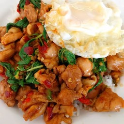 ข้าวกระเพราไก่💖🐥