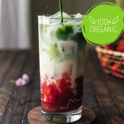 Iced Oat Milk Matcha Strawberry Latte