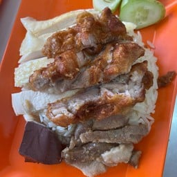 ข้าวมันไก่ 3 สี