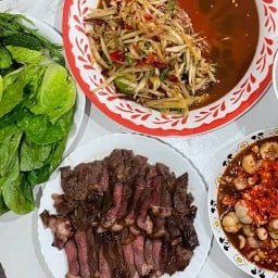 ครัวคุณแตง (ส้มตำรสเด็ด)