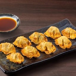 เกี๊ยวเกาหลีทอดกรอบไส้หมูและผัก