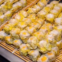 ขนมจีบหมูไข่เค็ม