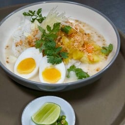 (Gluten-free) ขนมจีนซาวน้ำ ไข่ต้ม