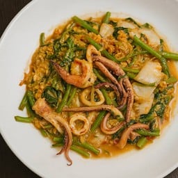 สุกี้ทะเลผัดแห้ง