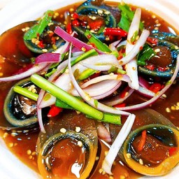 ยำไข่เยี่ยวม้า