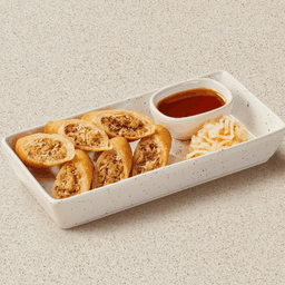 J10 เปาะเปี๊ยะหมูทรงเครื่องต้นตำรับ