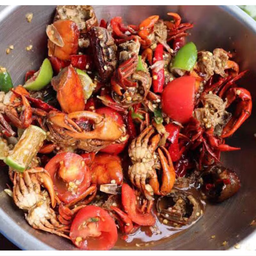 ส้มตำแซ่บอีสาน