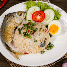 ข้าวปลาทูอยู่ทะเล