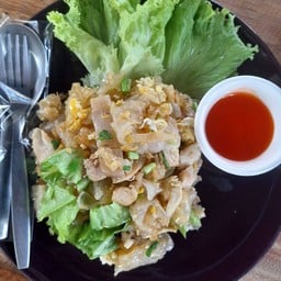 ก๋วยเตี๋ยวคั่วไก่
