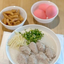 โจ๊กหมูล้วน (พิเศษ) 2 ถุง  แถมฟรี ปาท่องโก๋ 1 ถุง