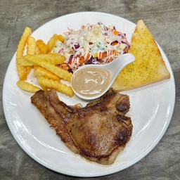 [อร่อยซ่ากับโค้ก] สเต็กพอร์คชอป +  โค้ก ออริจินัล (ขวด)