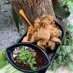 ลูกชิ้นเนื้อทอด(ชุด)