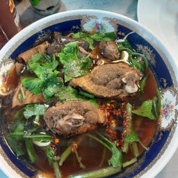 ก๋วยเตี๋ยวเป็ด เลิศบางเลน สะแกงาม
