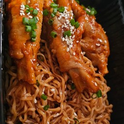 มาม่าซอสเกาหลีหน้าตีนไก่