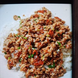 หมูสับผัดไข่เค็ม