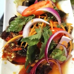 ยำไข่เยี่ยวม้า