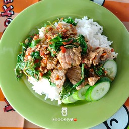 กระเพราเนื้อ