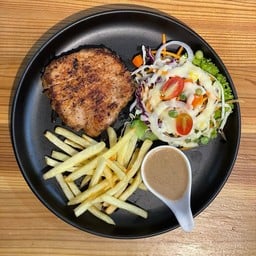 สเต็กหมูพริกไทยดำ