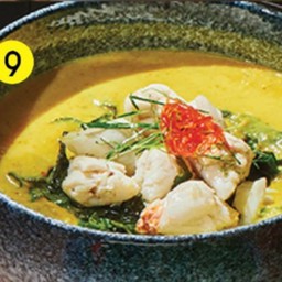 แกงคั่วเนื้อปูก้อนใบชะพลู