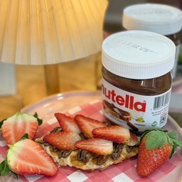 ครอฟเฟิลนูเทลล่าสตอเบอรี่