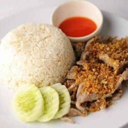 ครัวเด็กข้างกำแพง