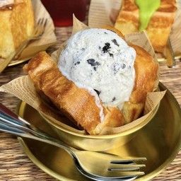 ไอติมย่างเนย รสชาเขียว