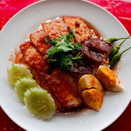 ข้าวหมูแดง
