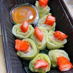 สุกี้โรลไส้ปูอัด 8 คำ