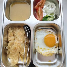 โรตีธรรมดา+แกงถั่ว+ไข่ดาว