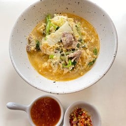 สุกี้น้ำหมูรสเผ็ดตะโกน