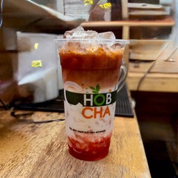 ชาไทยสตรอเบอรี่นมสด