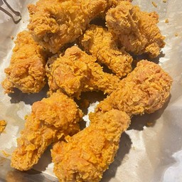 ปีกบนไก่ทอด ((ไม่ใช่น่องไก่)) 🍗