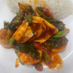 ข้าวพริกแกงกุ้ง+ปลาหมึก