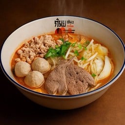 ก๋วยเตี๋ยวต้มยำหมูสับ