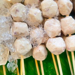 ลูกชิ้นปลาหมึก