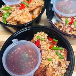 ข้าวสามชั้นทอดเทียม