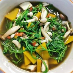 เครปแกงเห็ดพี่เจี๊ยบ นครสวรรค์