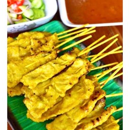 หมูสะเต๊ะ“รื่นรมณ์”