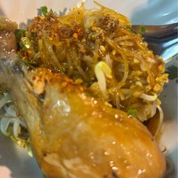 เตี๋ยวนิ่มอนงค์ โรงอาหารคณะอักษรศาสตร์