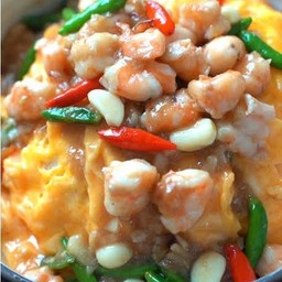 ข้าวไข่ข้นกุ้งผัดพริกขี้หนู