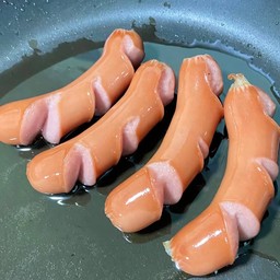 ไส้กรอกหนังกรอบ