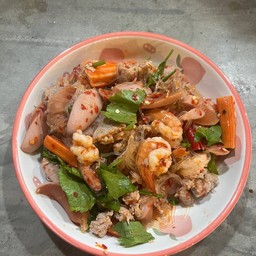 ยำวุ้นเส้นรวมมิตร