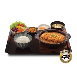 เซตหมูคุโรบูตะชุบแป้งทอดราดซอสมิโสะ