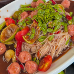 ตำขนมจีนแหนมหมู