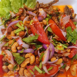 ยำสามกรอบ