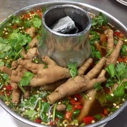 ต้มแซ่บตีนไก่ รสเด็ด