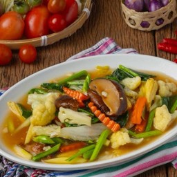 ผัดผักรวมมิตร