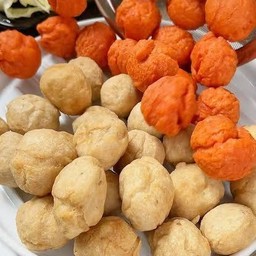 ลูกชิ้นปลาระเบิดแบบรวม (ระบุสีได้นะคะ)