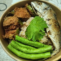 ข้าวผัดน้ำพริกกะปิ